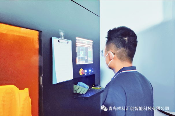 實踐教學(xué)---領(lǐng)科匯創(chuàng)與青職學(xué)院合作掛牌 3 實踐教學(xué)---領(lǐng)科匯創(chuàng)與青職學(xué)院合作掛牌 3